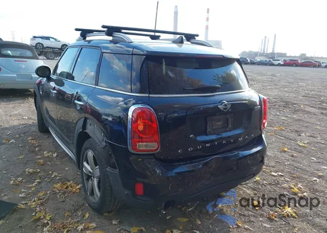 2017 Mini Countryman Cooper из США, поврежденный, VIN WMZYV5C37H3E01629